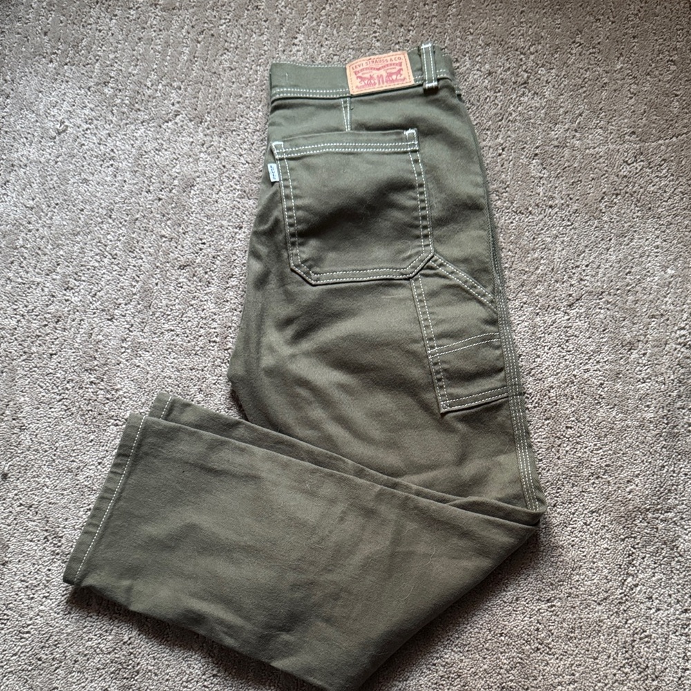 Levi’s 724 High rise straight crop. Size 28